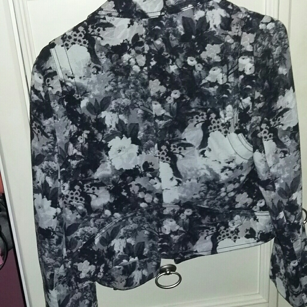 Club Monaco jacket - Picture 6 of 7